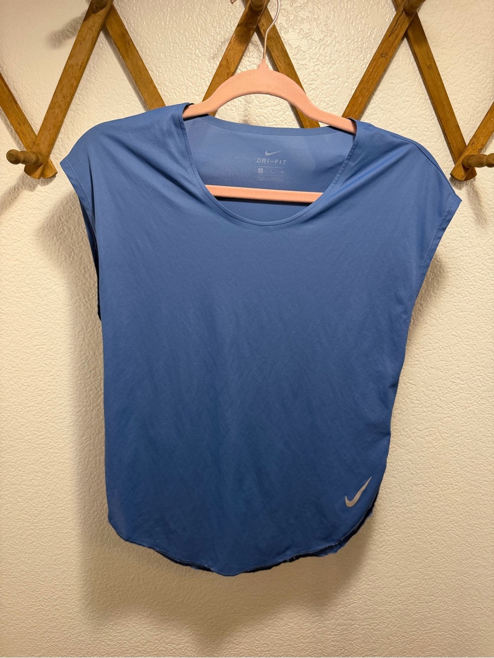 Nike Women’s Blue Short Sleeve Dri-FIT Tee